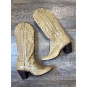 Vintage Justin W4517 Cowboy Boots Women's 5 B Tan Leather Western Made USA
